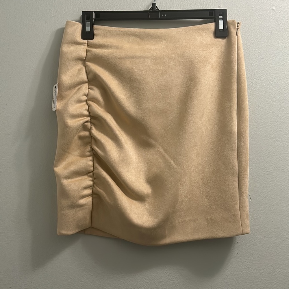 NWT FREE PEOPLE CINCHED SEAM HIGH RISE SLIT DETAIL FAUC SUEDE AVAS MINI SKIRT - Picture 8 of 9